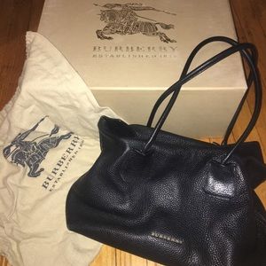 Burberry Baynard Leather Tote